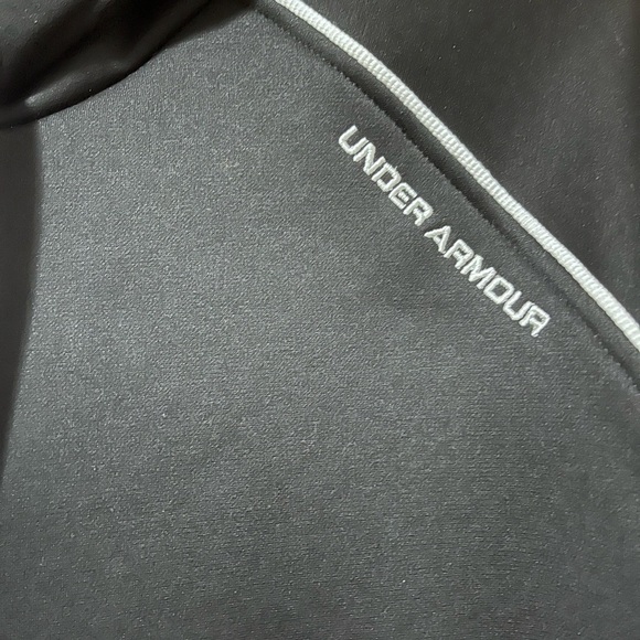 Under Armour Black Hoodie with White Accents Size L - Picture 7 of 10